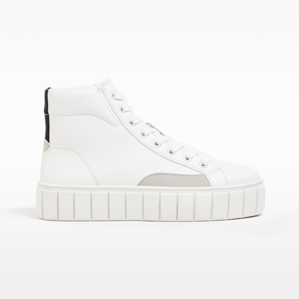 Bershka Leather Platform High Top Sneaker